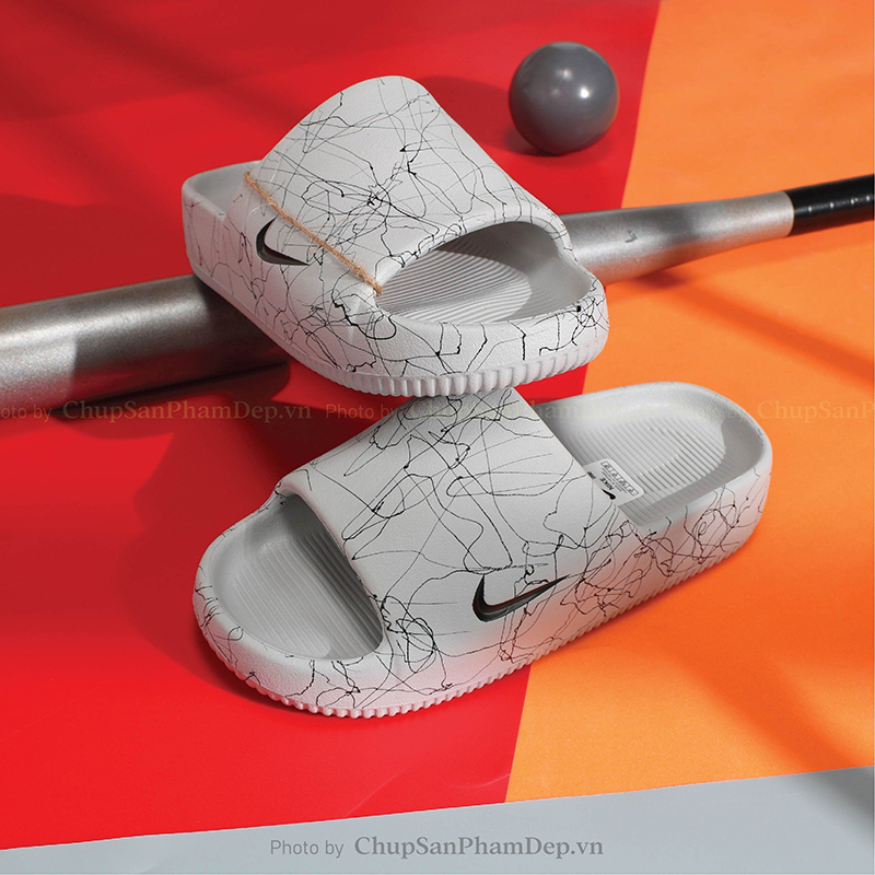Dép Đúc Nike Calm 3D Vệt Sơn Mới Lạ