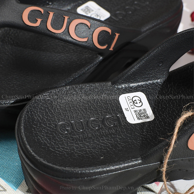 Dép Kẹp Đúc Logo Gucci Màu Thời Trang