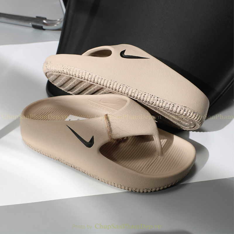 Dép Kẹp Đúc Nike Calm 3D Charm Đế Thể Thao