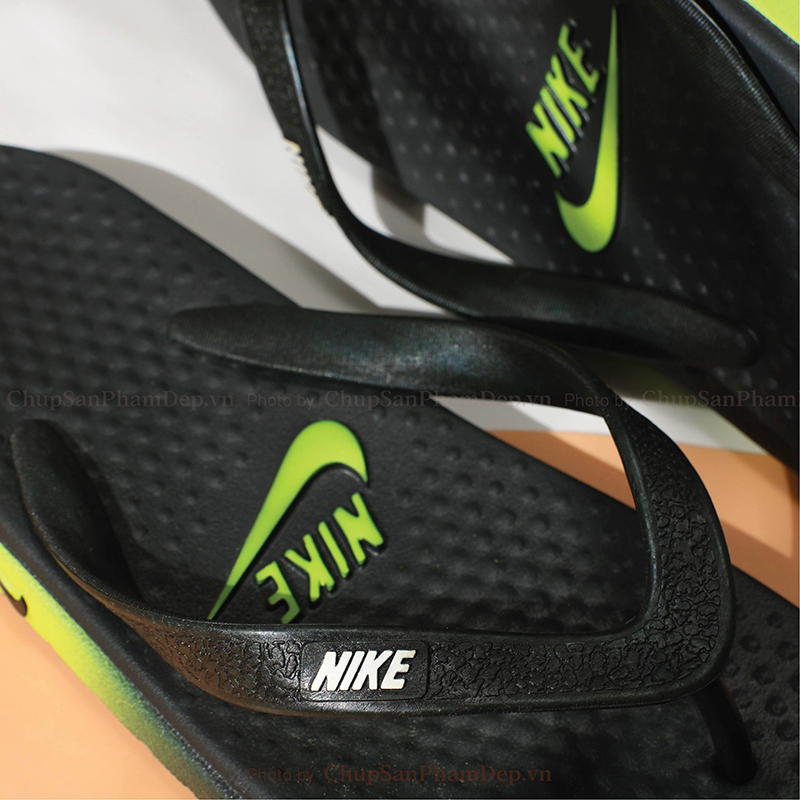 Dép Kẹp AT Nike Viền Màu Phong Cách Năng Động