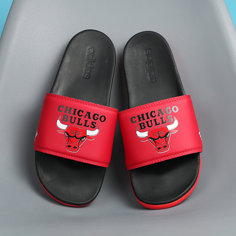 Dép Adidas Plus Chicago Bulls thương hiệu thời trang